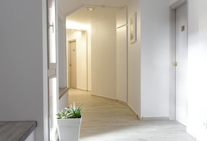 בית מלון כפרי Le Chantereigne