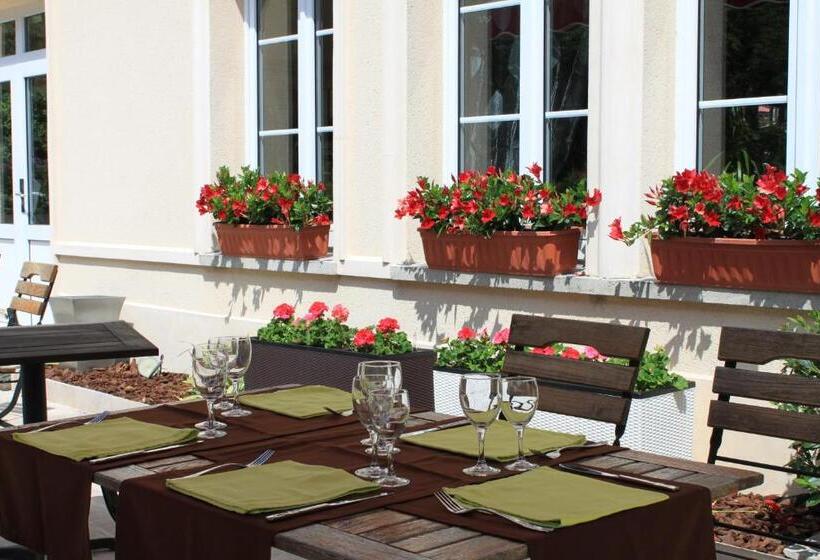 Отель Le Clos De Mutigny