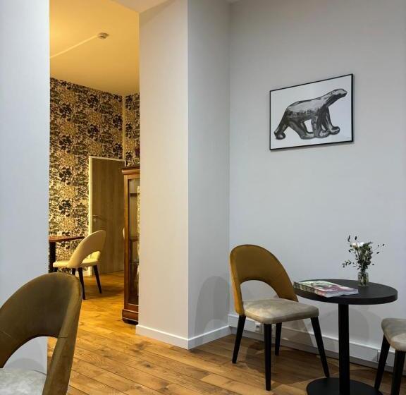 هتل Le Jacquemart