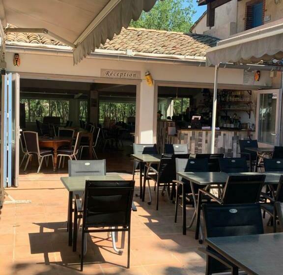 فندق Le Mas Des Laurels