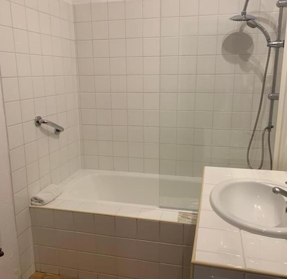 فندق Le Mas Des Laurels