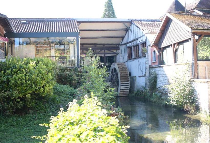 فندق Le Moulin Du Landion Hôtel Et Spa