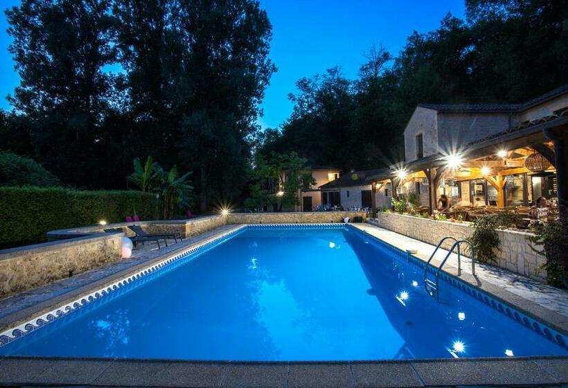 فندق Hôtel Le Relais Du Touron