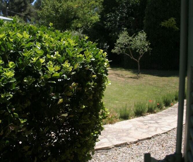 Отель Les Cigales