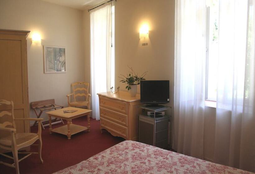 Отель Les Cigales