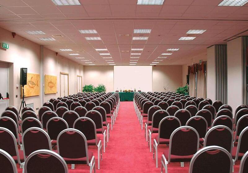 ホテル Mercure Leonardo Da Vinci Rome Airport