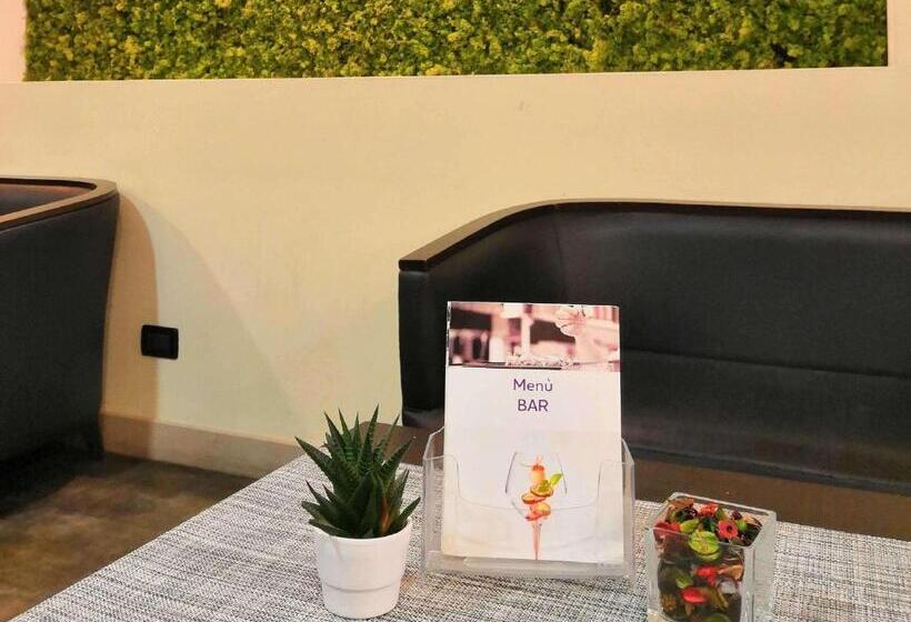 ホテル Mercure Leonardo Da Vinci Rome Airport