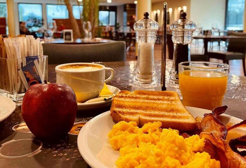 ホテル Mercure Leonardo Da Vinci Rome Airport