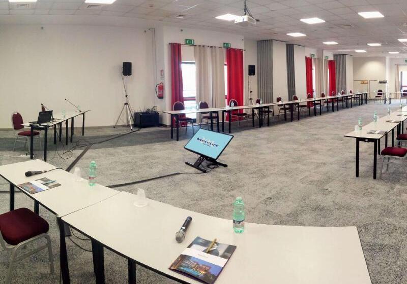 ホテル Mercure Leonardo Da Vinci Rome Airport