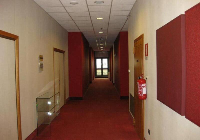 ホテル Mercure Leonardo Da Vinci Rome Airport