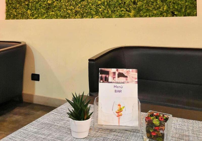 ホテル Mercure Leonardo Da Vinci Rome Airport