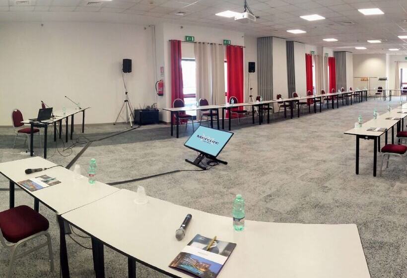 ホテル Mercure Leonardo Da Vinci Rome Airport