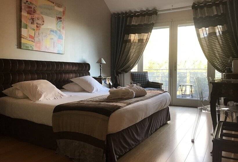 Отель Pavillon Du Chateau