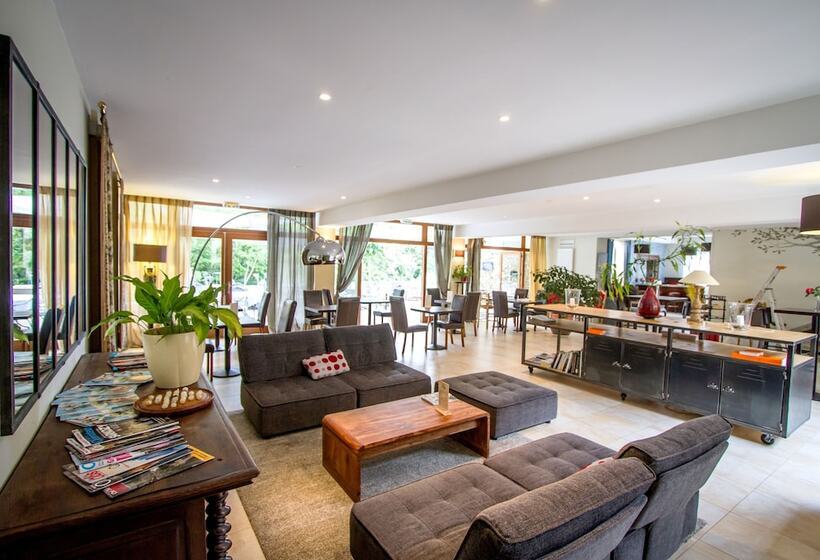 Отель Pavillon Du Chateau