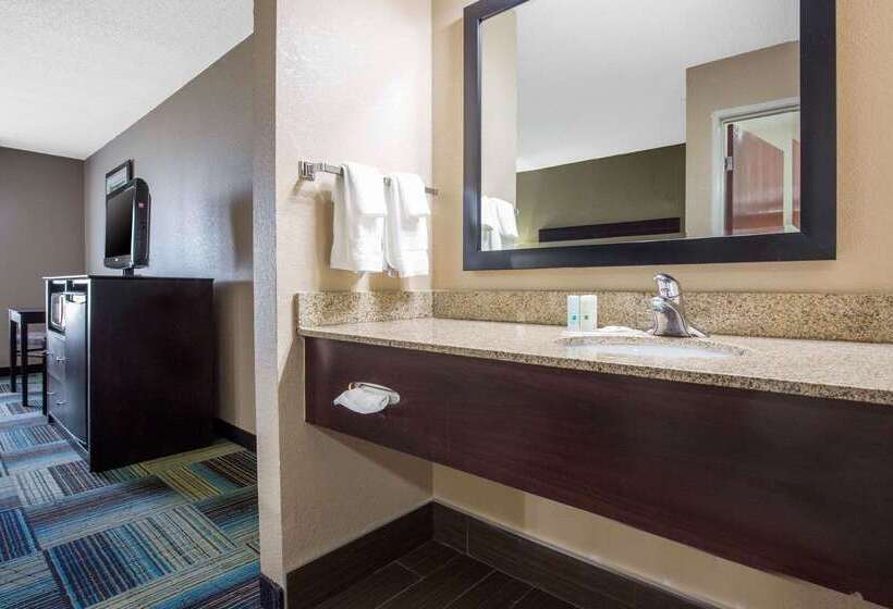 فندق Quality Inn & Suites Arnold   St Louis
