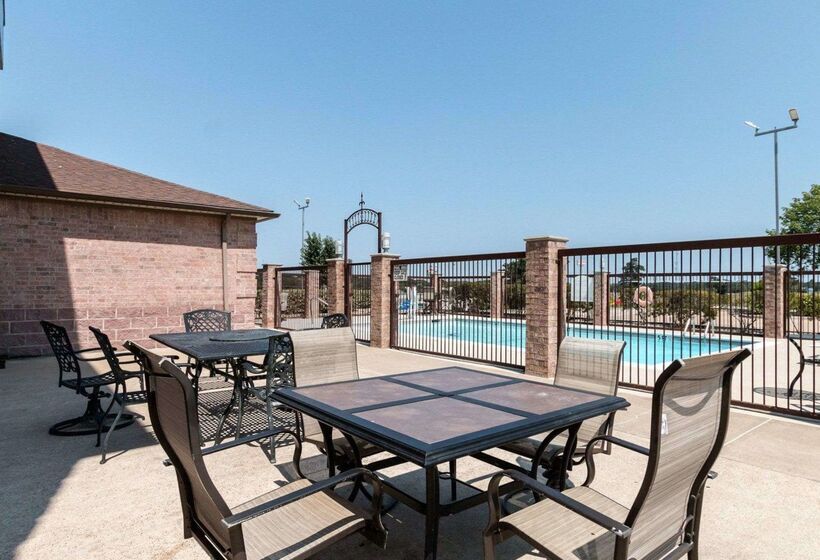 호텔 Quality Inn Buffalo