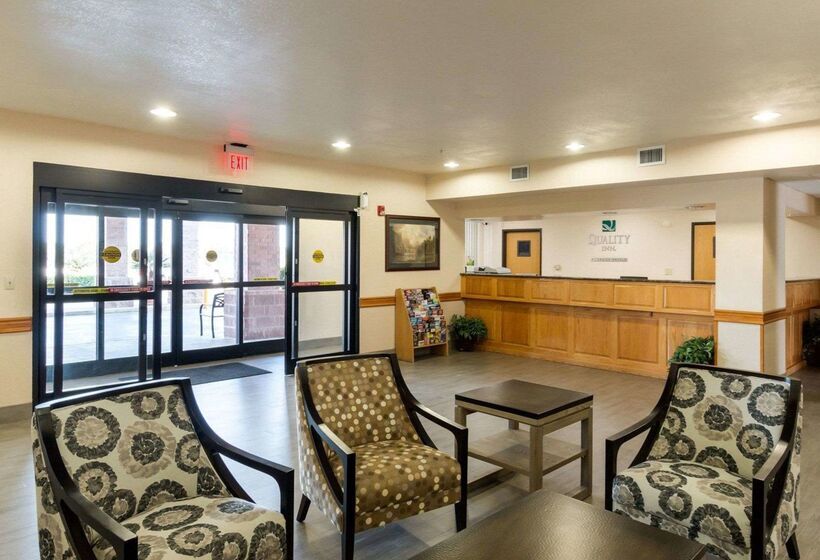 Отель Quality Inn Buffalo