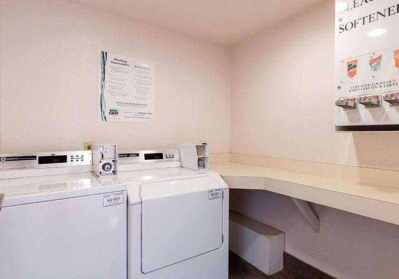 Отель Quality Inn Buffalo