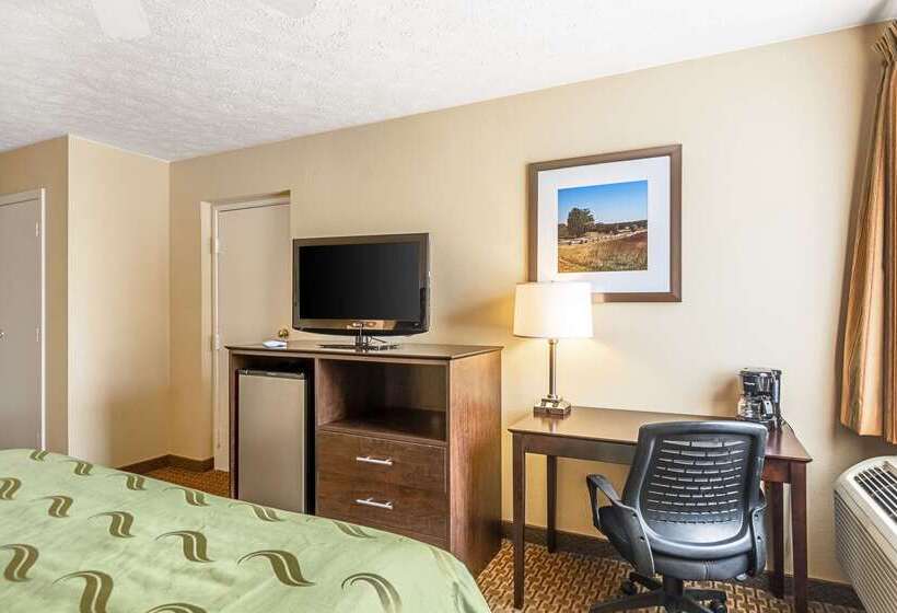 فندق Quality Inn Burkeville Hwy 360 & 460