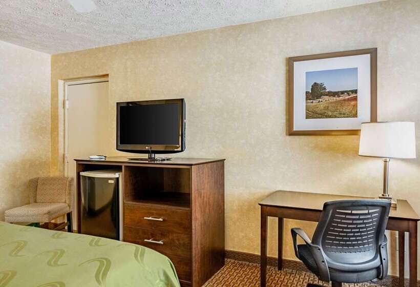 فندق Quality Inn Burkeville Hwy 360 & 460