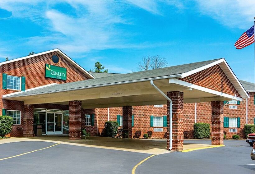 فندق Quality Inn Burkeville Hwy 360 & 460