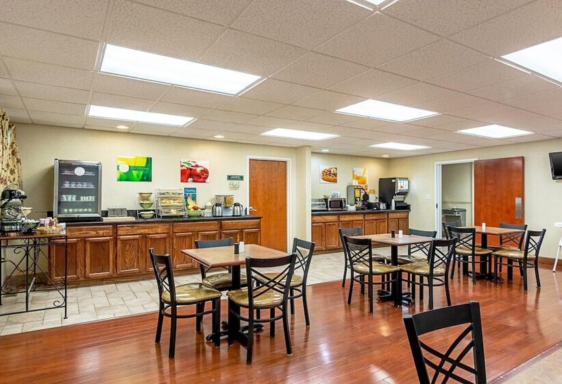 فندق Quality Inn Burkeville Hwy 360 & 460