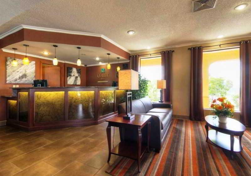 فندق Quality Inn