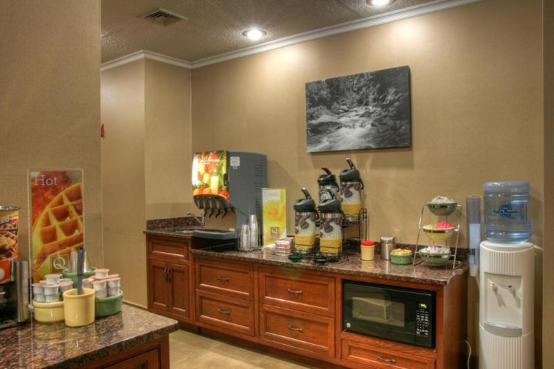 فندق Quality Inn