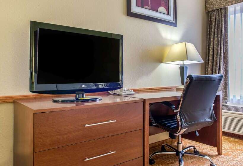 בית מלון כפרי Quality Inn Jacksonville Near I72