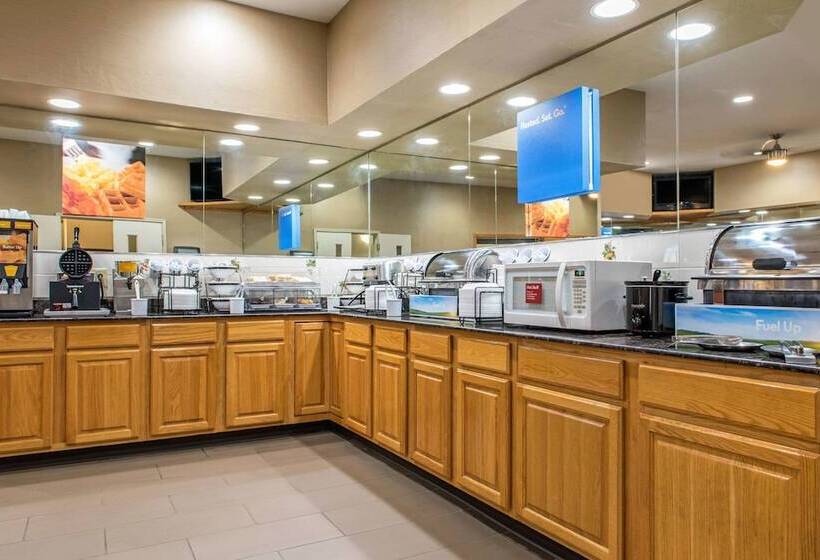 فندق Quality Inn Jacksonville Near I72