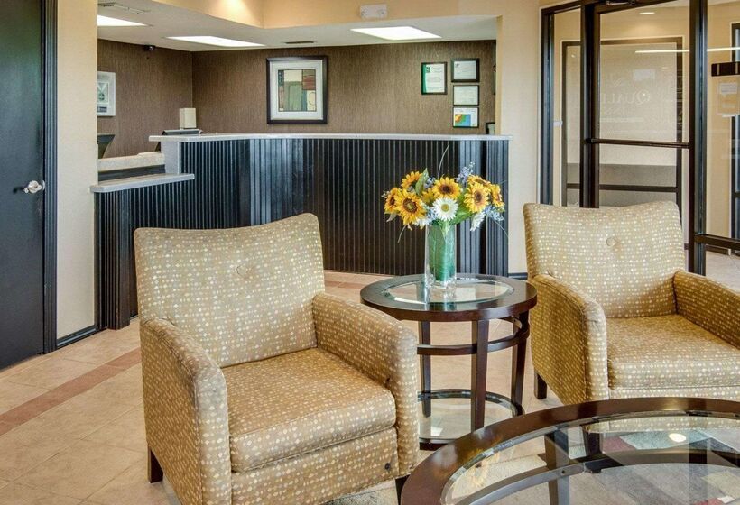 ホテル Quality Inn Mt. Pleasant