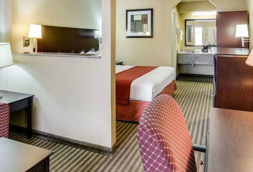 ホテル Quality Inn Mt. Pleasant