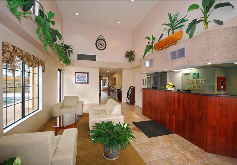 فندق Quality Inn Savannah South