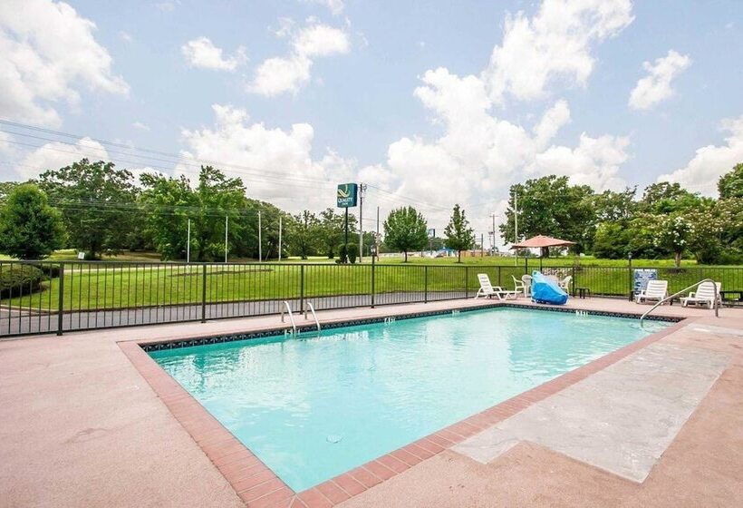 فندق Quality Inn Savannah South