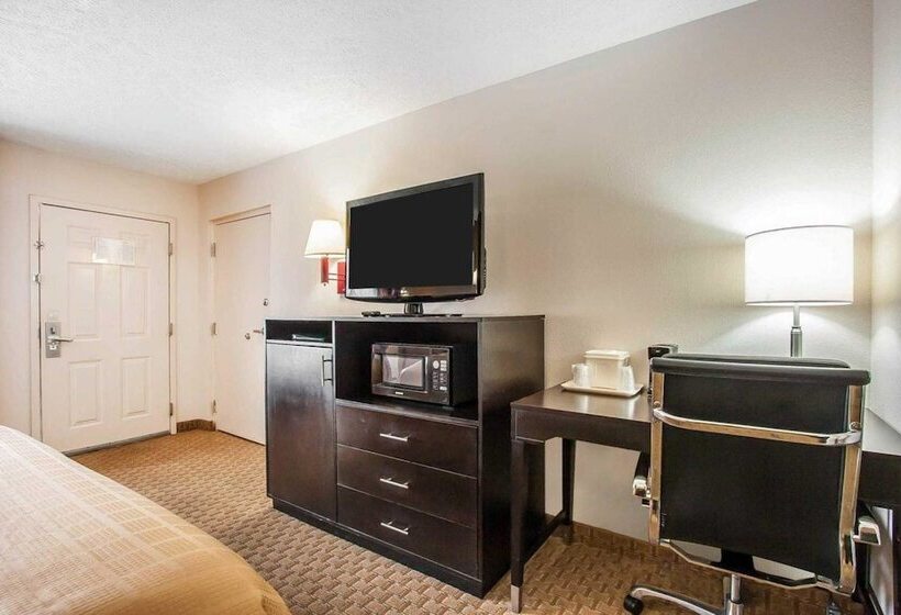 فندق Quality Inn Savannah South