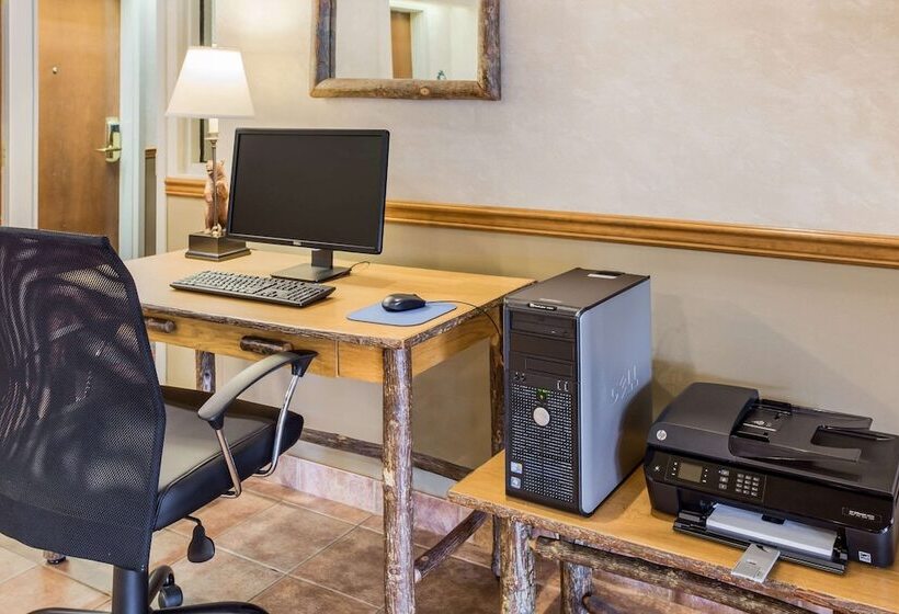 فندق Quality Inn & Suites