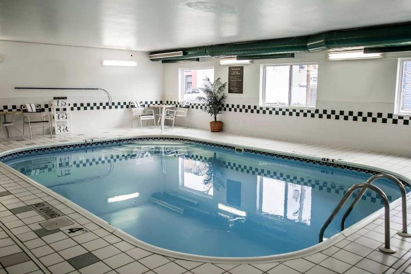 酒店 Quality Inn & Suites