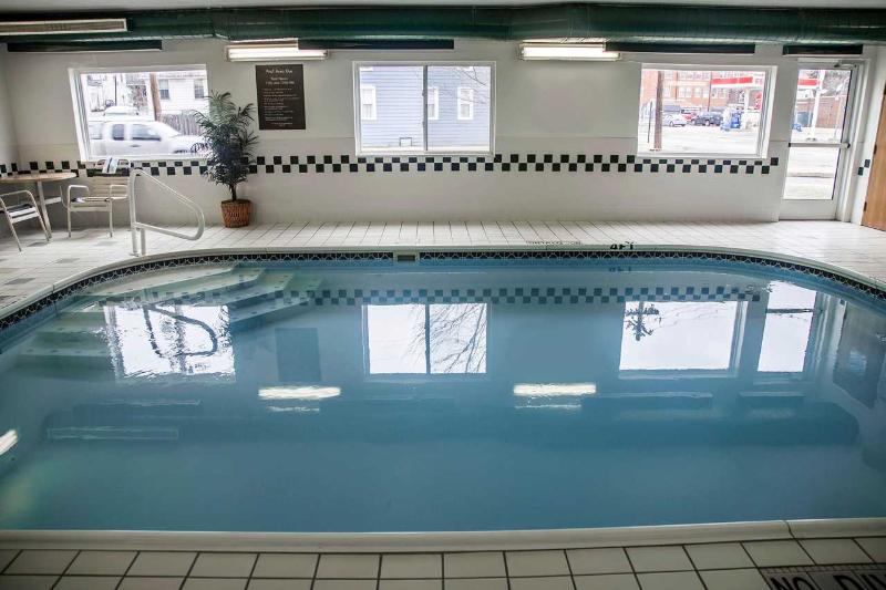 酒店 Quality Inn & Suites