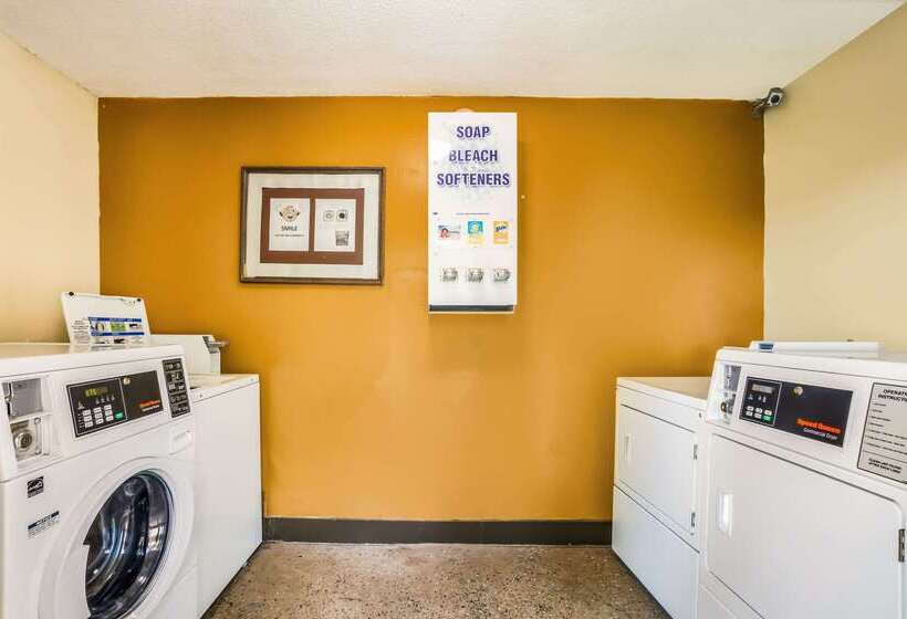 فندق Quality Inn & Suites Corinth West