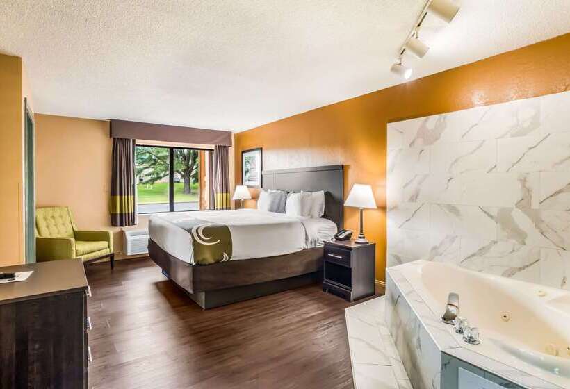 فندق Quality Inn & Suites Corinth West