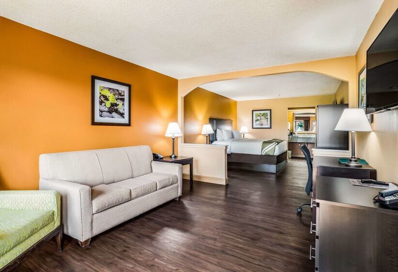 فندق Quality Inn & Suites Corinth West