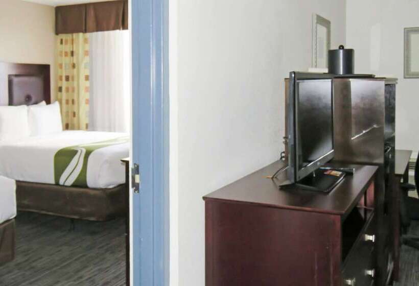 فندق Quality Inn & Suites Everett