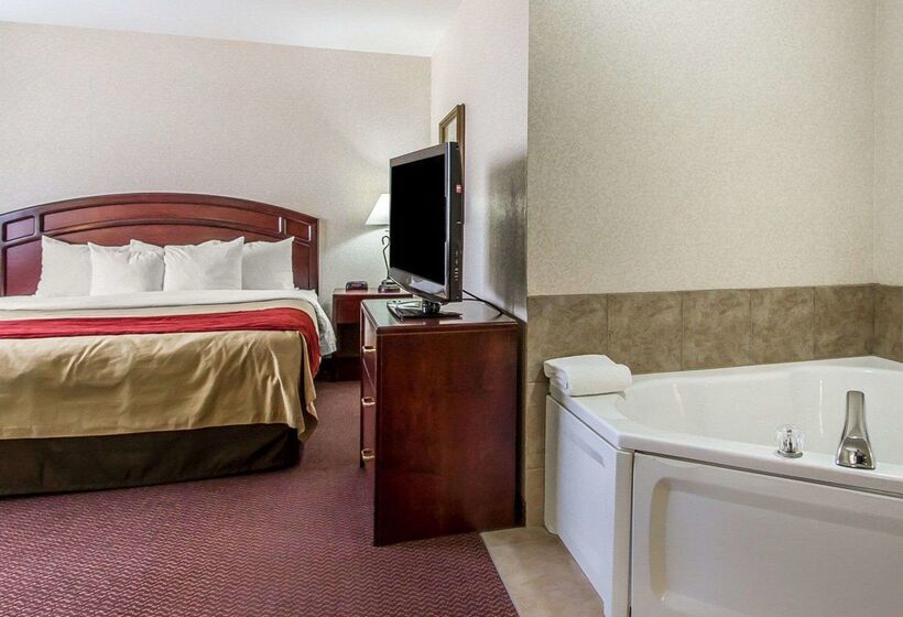 فندق Quality Inn & Suites Fort Madison Near Hwy 61