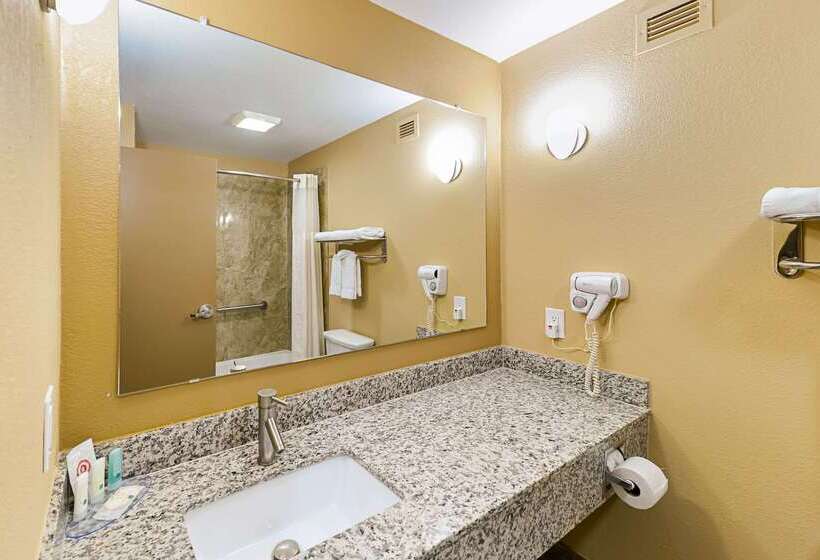 فندق Quality Inn & Suites