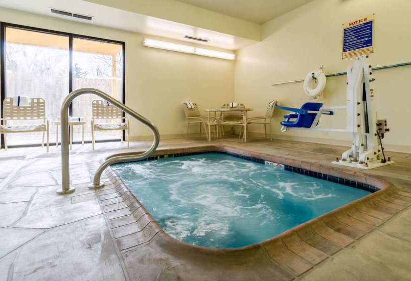 酒店 Quality Inn & Suites