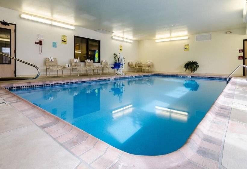 酒店 Quality Inn & Suites