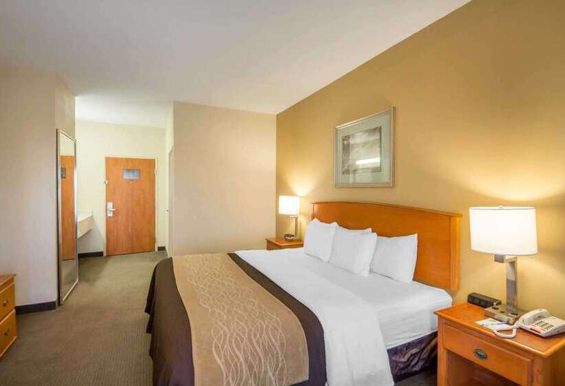 호텔 Quality Inn & Suites Midamerica Industrial Park Area