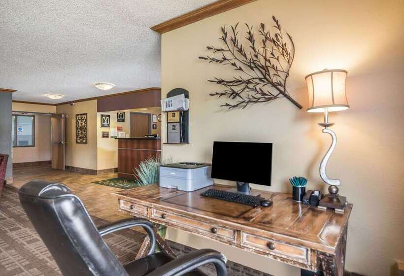 هتل Quality Inn & Suites