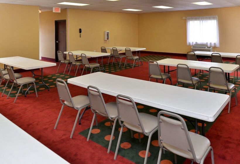 호텔 Quality Inn & Suites Wichita Falls I 44