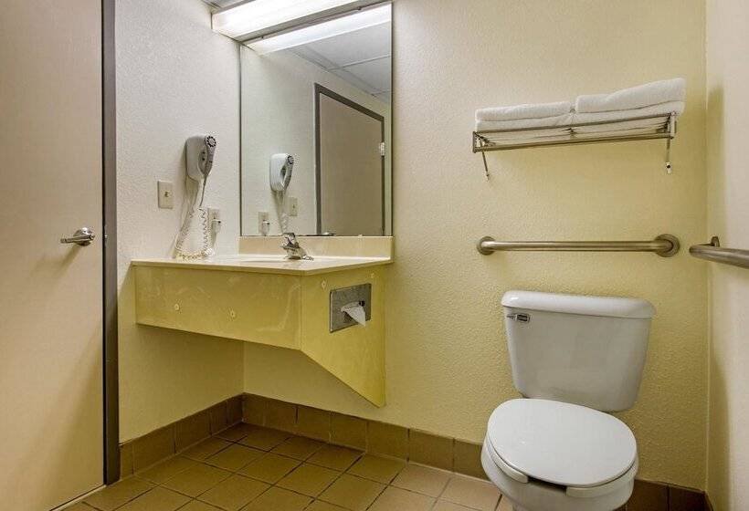 Отель Quality Inn Surfside Myrtle Beach